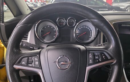 Opel Astra J, 2013 год, 1 400 000 рублей, 14 фотография