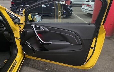 Opel Astra J, 2013 год, 1 400 000 рублей, 18 фотография