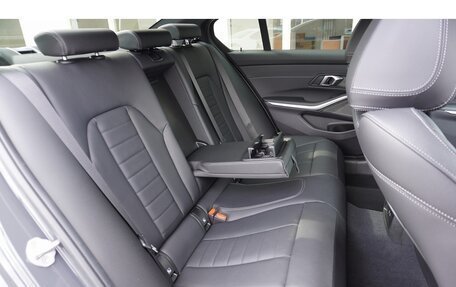 BMW 3 серия, 2025 год, 4 397 009 рублей, 10 фотография