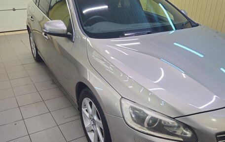 Volvo V60 I, 2013 год, 1 275 000 рублей, 1 фотография