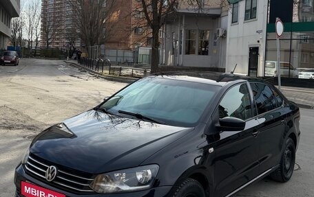 Volkswagen Polo VI (EU Market), 2017 год, 890 000 рублей, 1 фотография