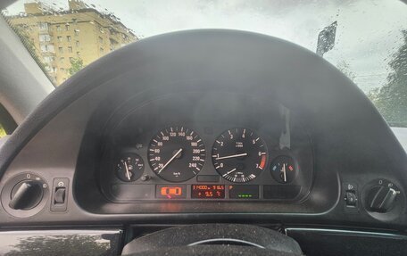 BMW 5 серия, 2000 год, 690 000 рублей, 14 фотография