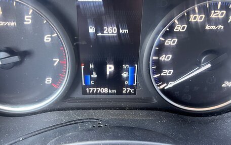 Mitsubishi Outlander III рестайлинг 3, 2016 год, 1 620 000 рублей, 8 фотография