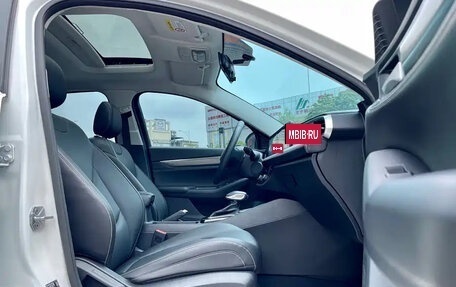 Ford Escort, 2022 год, 992 913 рублей, 11 фотография