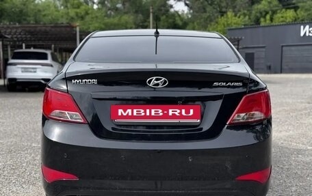 Hyundai Solaris II рестайлинг, 2015 год, 650 000 рублей, 7 фотография