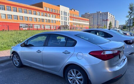 KIA Cerato III, 2013 год, 900 000 рублей, 5 фотография