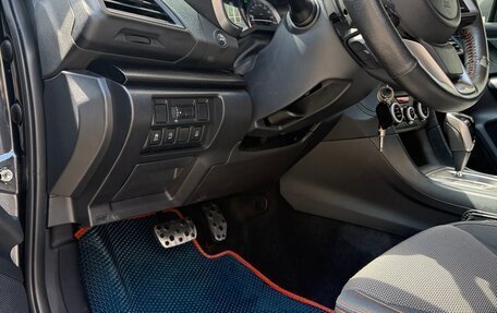 Subaru XV II, 2018 год, 2 800 000 рублей, 9 фотография