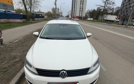 Volkswagen Jetta VI, 2014 год, 800 000 рублей, 1 фотография