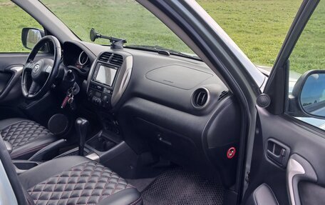 Toyota RAV4, 2003 год, 600 000 рублей, 24 фотография