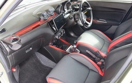 Suzuki Swift V, 2023 год, 952 000 рублей, 16 фотография