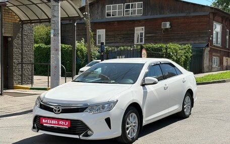 Toyota Camry, 2016 год, 1 890 000 рублей, 2 фотография