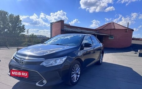 Toyota Camry, 2016 год, 1 650 000 рублей, 2 фотография