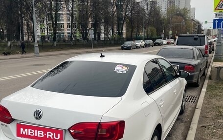 Volkswagen Jetta VI, 2014 год, 800 000 рублей, 6 фотография