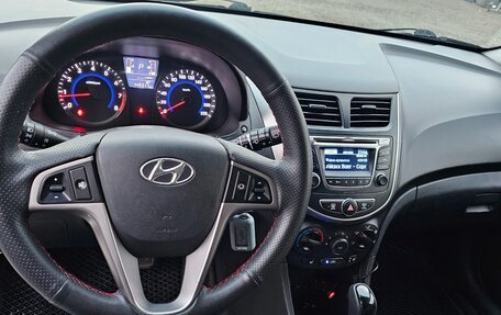 Hyundai Solaris II рестайлинг, 2014 год, 975 000 рублей, 3 фотография