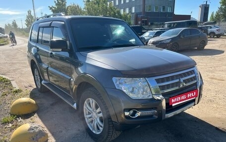 Mitsubishi Pajero IV, 2015 год, 2 150 000 рублей, 2 фотография