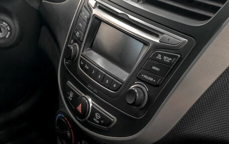 Hyundai Solaris II рестайлинг, 2014 год, 1 249 000 рублей, 17 фотография