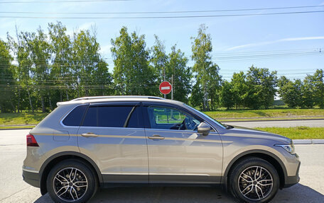 Volkswagen Tiguan II, 2021 год, 3 850 000 рублей, 5 фотография