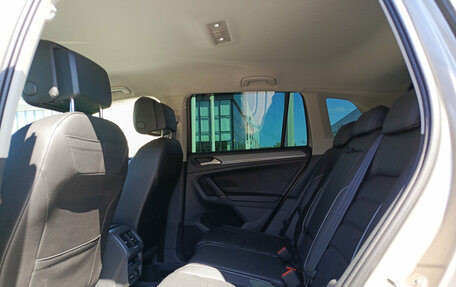Volkswagen Tiguan II, 2021 год, 3 850 000 рублей, 15 фотография