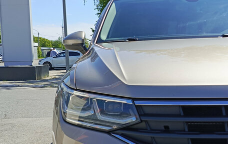 Volkswagen Tiguan II, 2021 год, 3 850 000 рублей, 21 фотография
