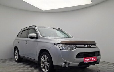 Mitsubishi Outlander III рестайлинг 3, 2014 год, 1 428 000 рублей, 1 фотография
