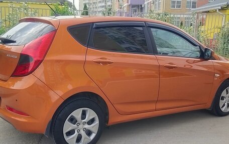 Hyundai Solaris II рестайлинг, 2015 год, 750 000 рублей, 8 фотография