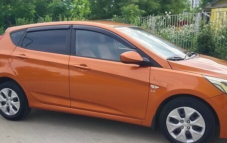Hyundai Solaris II рестайлинг, 2015 год, 750 000 рублей, 5 фотография