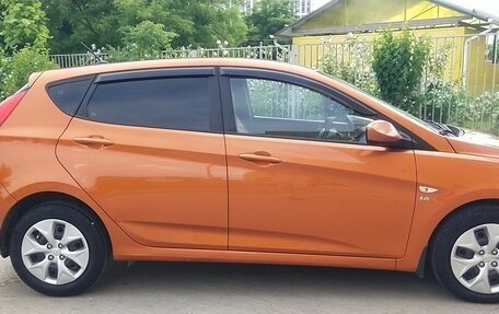 Hyundai Solaris II рестайлинг, 2015 год, 750 000 рублей, 7 фотография