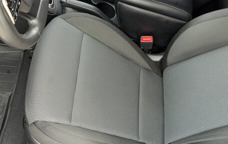 Hyundai Solaris II рестайлинг, 2017 год, 1 390 000 рублей, 17 фотография