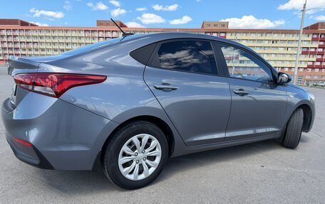 Hyundai Solaris II рестайлинг, 2017 год, 1 390 000 рублей, 3 фотография