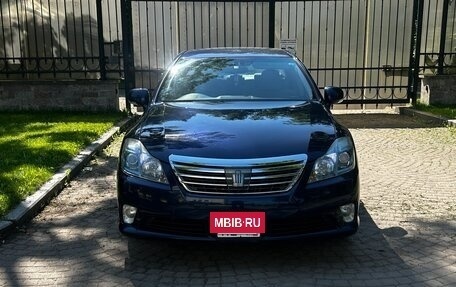 Toyota Crown, 2011 год, 1 600 000 рублей, 13 фотография