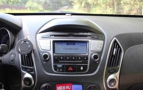 Hyundai ix35 I рестайлинг, 2011 год, 1 100 000 рублей, 10 фотография