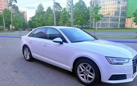 Audi A4, 2018 год, 1 999 000 рублей, 4 фотография