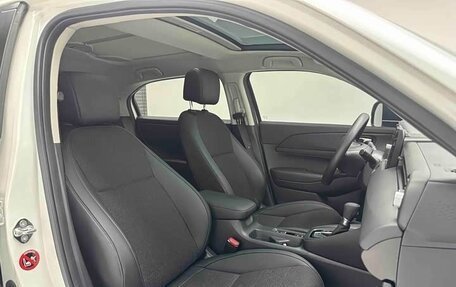 Honda Vezel, 2023 год, 1 653 911 рублей, 13 фотография