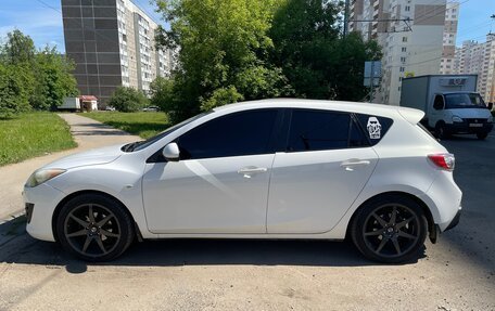 Mazda 3, 2011 год, 900 000 рублей, 2 фотография
