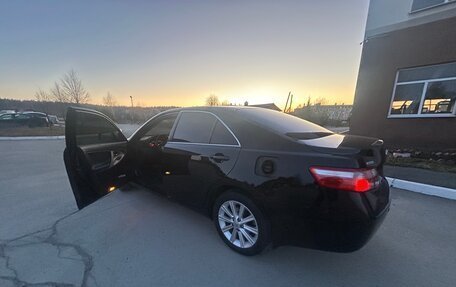 Toyota Camry, 2006 год, 1 250 000 рублей, 4 фотография