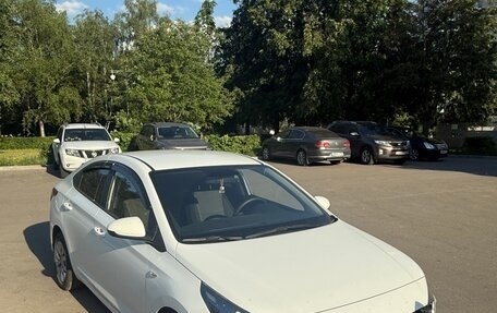 Hyundai Solaris II рестайлинг, 2021 год, 1 700 000 рублей, 6 фотография