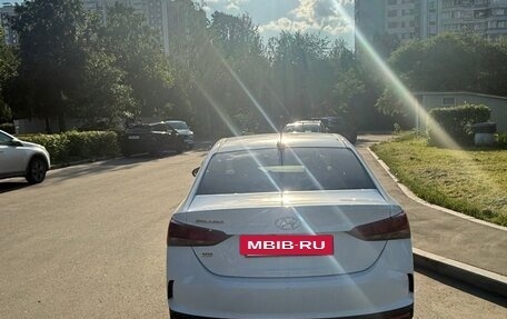 Hyundai Solaris II рестайлинг, 2021 год, 1 700 000 рублей, 3 фотография
