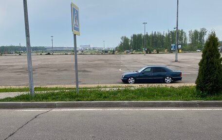 Mercedes-Benz E-Класс, 1999 год, 410 000 рублей, 3 фотография