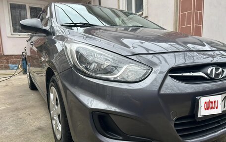 Hyundai Solaris II рестайлинг, 2013 год, 998 000 рублей, 4 фотография