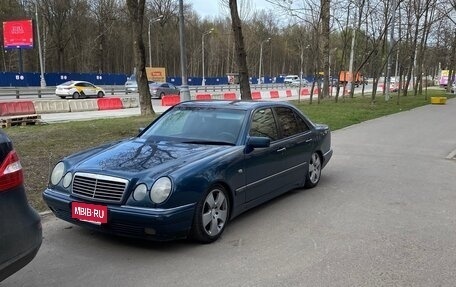 Mercedes-Benz E-Класс, 1999 год, 410 000 рублей, 4 фотография