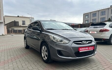 Hyundai Solaris II рестайлинг, 2013 год, 998 000 рублей, 11 фотография