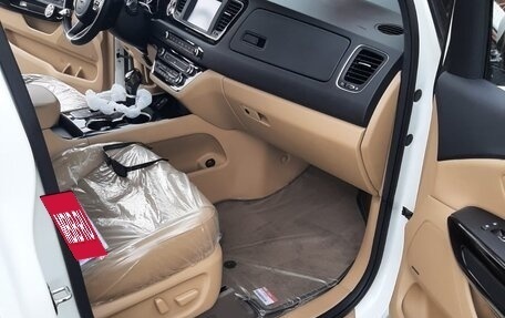 KIA Carnival III, 2018 год, 3 250 000 рублей, 5 фотография
