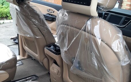 KIA Carnival III, 2018 год, 3 250 000 рублей, 8 фотография