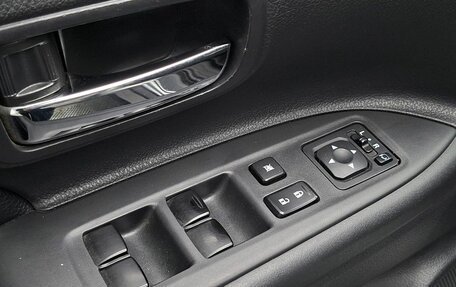 Mitsubishi Outlander III рестайлинг 3, 2014 год, 1 428 000 рублей, 13 фотография