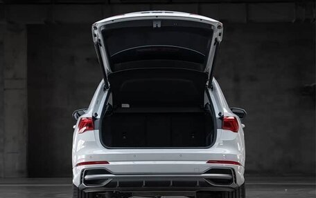 Audi Q3, 2022 год, 2 730 000 рублей, 18 фотография