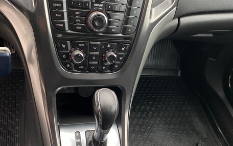 Opel Astra J, 2011 год, 690 000 рублей, 18 фотография