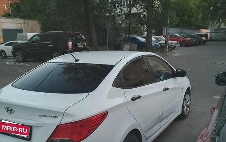 Hyundai Solaris II рестайлинг, 2014 год, 330 000 рублей, 2 фотография