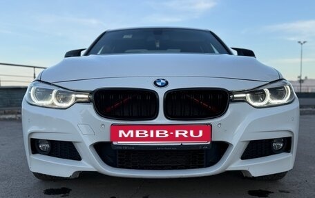 BMW 3 серия, 2017 год, 1 930 000 рублей, 8 фотография