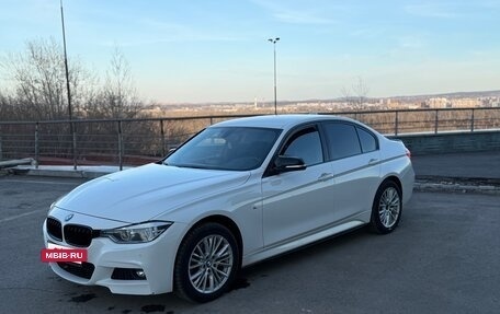 BMW 3 серия, 2017 год, 1 930 000 рублей, 22 фотография