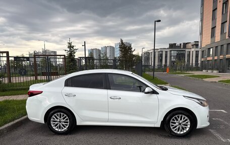 KIA Rio IV, 2019 год, 1 590 000 рублей, 2 фотография